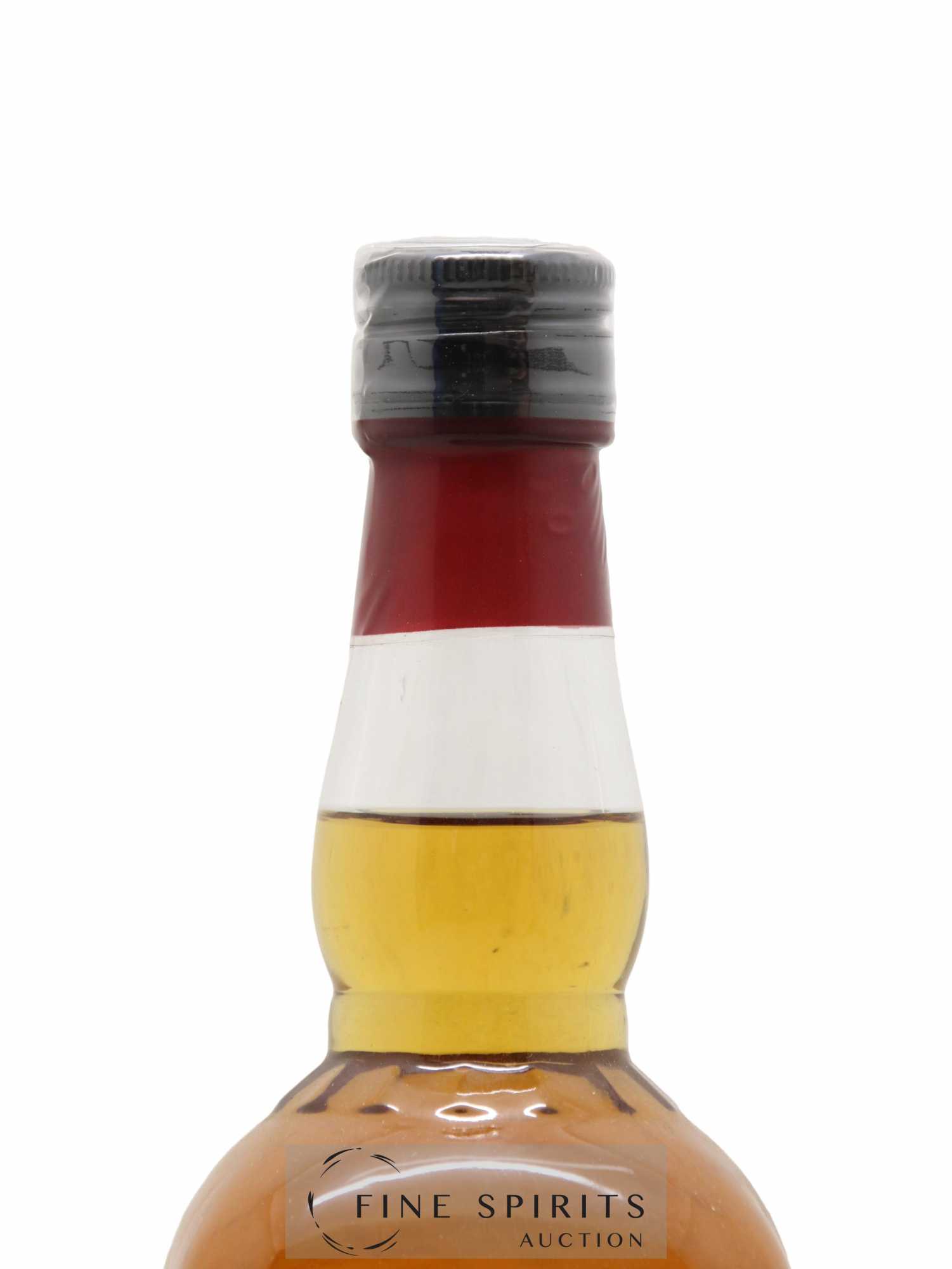 Buy Bourbon RANGERS 3 years Rare Bourbon Whiskey (lot: 321)