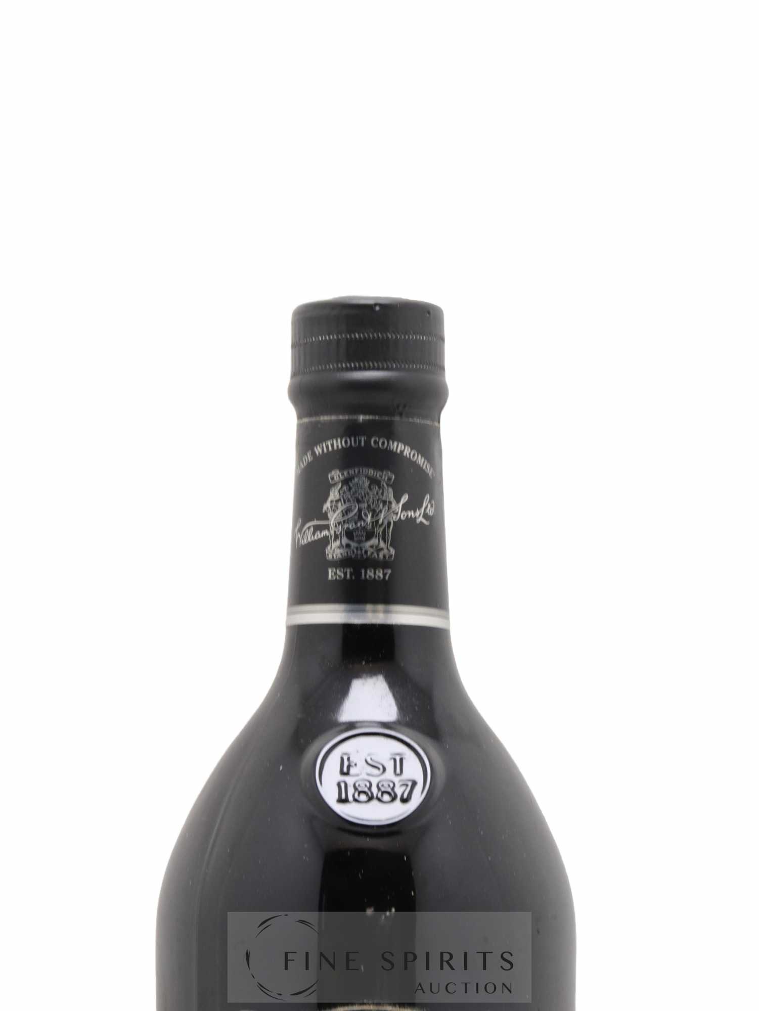 Glenfiddich Caoran Reserve 12年 かなり昔に購入。 Glenfiddich Caoran Reserve 12 Year Old Single Malt Scotch