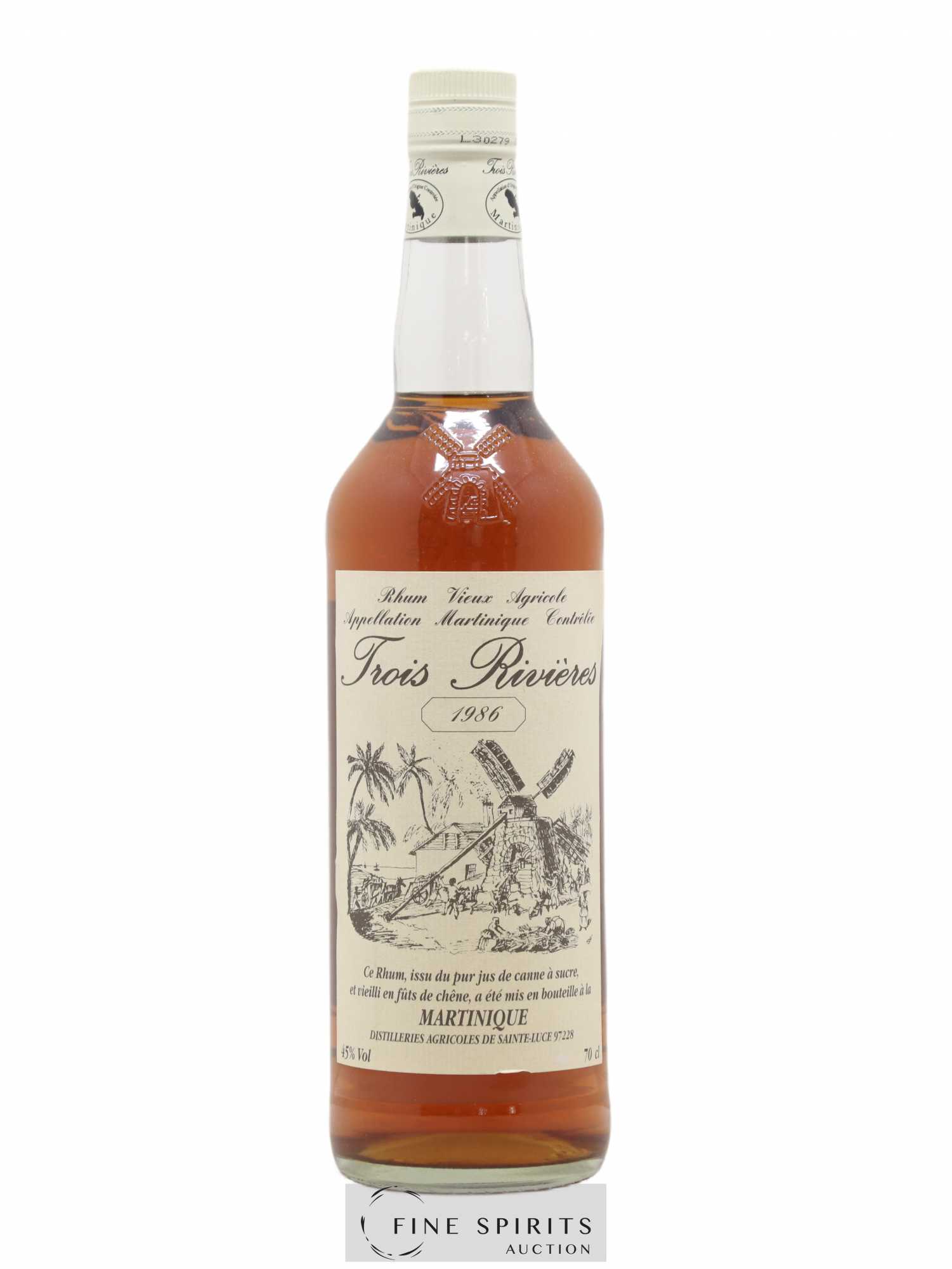 Trois Rivières 1986 Of. bottled 1996