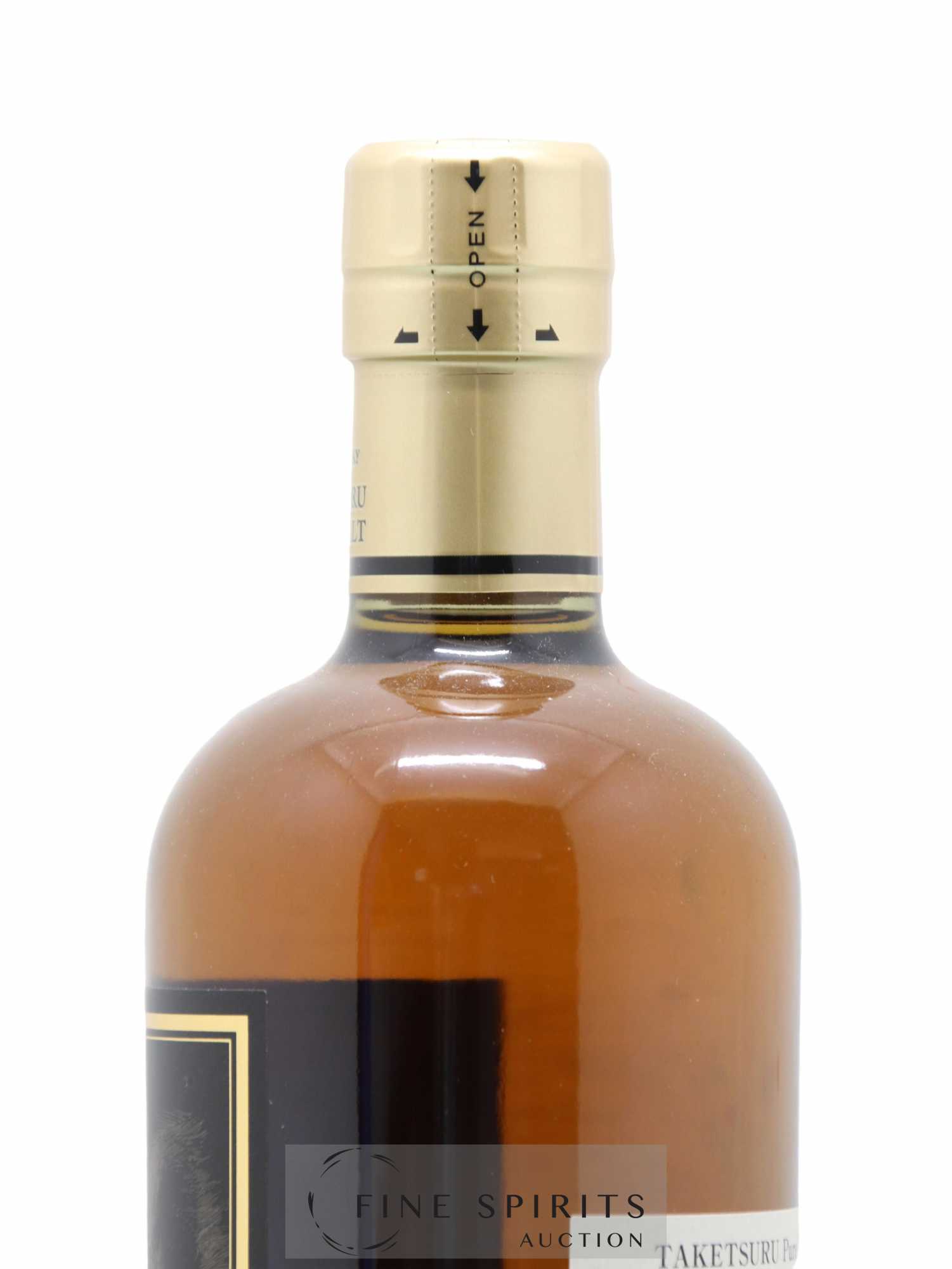Buy Taketsuru Of. Pure Malt Black label Nikka Whisky (lot: 1333)