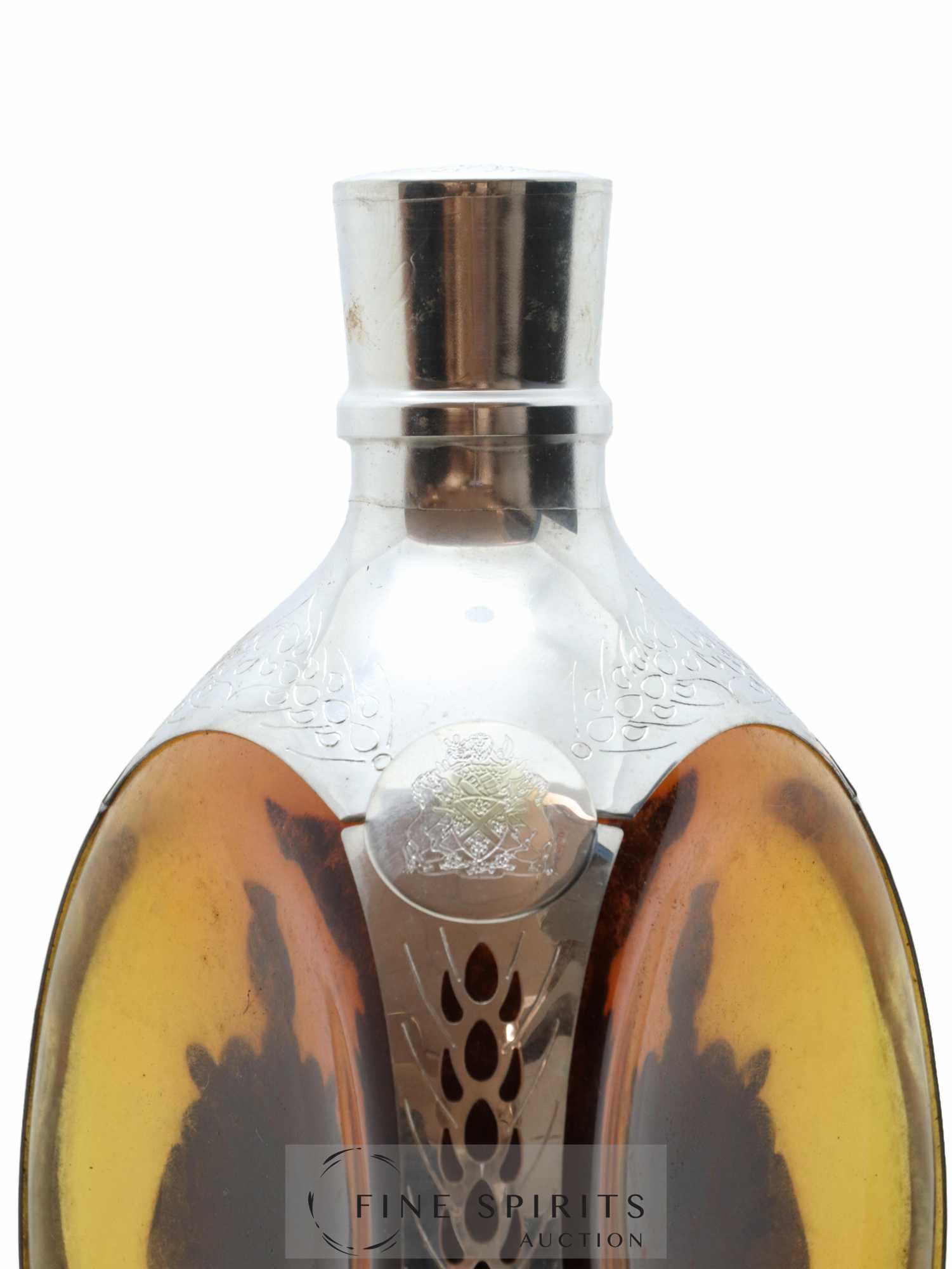 Buy Dimple 12 years Of. Royal Decanter (lot: 567)