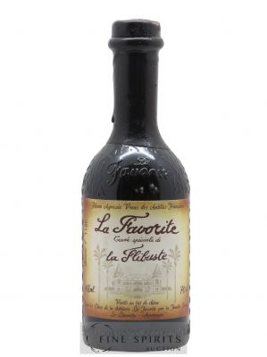 Rum 1988 Of. La Flibuste   - Lot de 1 Bouteille