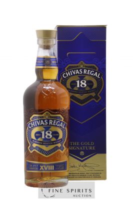 Chivas Regal 18 years Of. Gold Signature ---- - Lot de 1 Bouteille