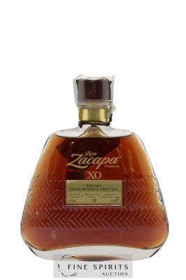 Zacapa Of. XO Solera Gran Reserva Especial Cognac Casks Finished Ancien packaging, production de 2000 à 2015 ---- - Lot de 1 Bouteille