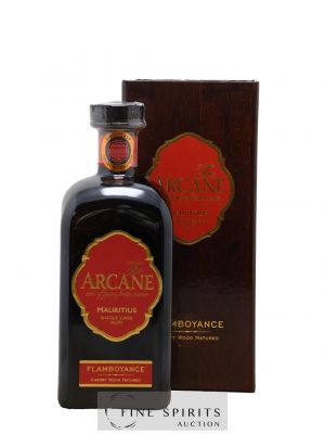 The Arcane Of. Flamboyance Cherry wood matured ---- - Lot de 1 Bouteille