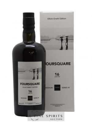 Foursquare 16 years 2005 Of. Ellliot Erwitt Edition Magnum Series n°1 - bottled 2021 LM&V (70cl.)   - Lot de 1 Bouteille