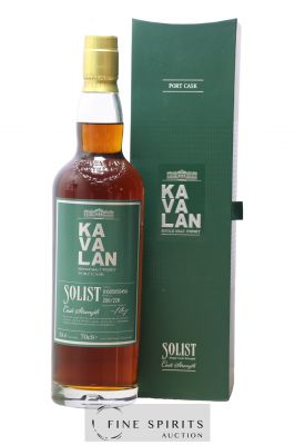 Kavalan Of. Solist Port Cask n°0100505045A - One of 227 - bottled 2017 Cask Strength ---- - Lot de 1 Bouteille