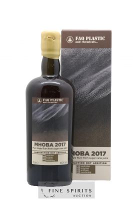 Mhoba 2017 Of. FAQ Plastic and Chemicals… ---- - Lot de 1 Bouteille