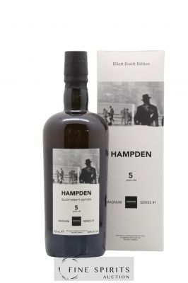 Hampden 5 years 2016 Of. Ellliot Erwitt Edition Magnum Series n°1 - bottled 2021 LM&V (70cl.)   - Lot de 1 Bouteille
