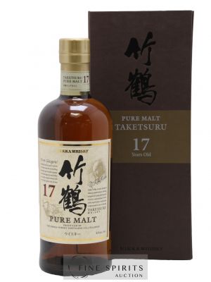 Taketsuru 17 years Of. Pure Malt Nikka Whisky   - Lot de 1 Bouteille
