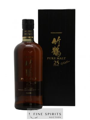 Taketsuru 25 years Of. Pure Malt Nikka Whisky ---- - Lot de 1 Bottle