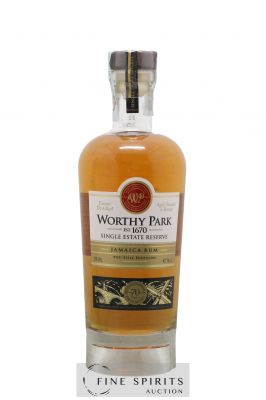 Worthy Park Of. Single Estate Reserve Velier 70th Anniversary   - Lot de 1 Bouteille