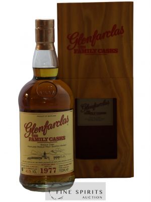Glenfarclas 1977 Of. Cask n°8635 - One of 448 - bottled 2014 The Family Casks ---- - Lot de 1 Bouteille