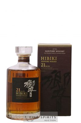 Hibiki 21 years Of. Suntory 