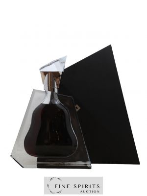 Hennessy Of. Richard Hennessy by Daniel Libeskind   - Lot de 1 Bouteille