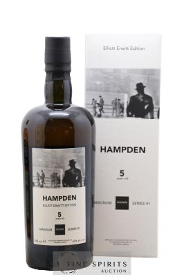 Hampden 5 years 2016 Of. Ellliot Erwitt Edition Magnum Series n°1 - bottled 2021 LM&V (70cl.) 