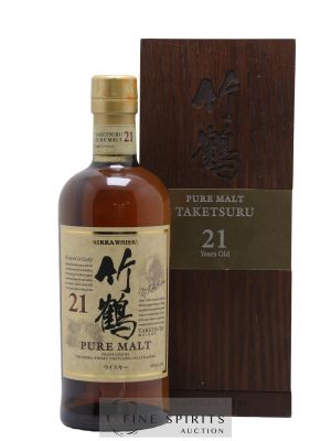 Buy Taketsuru 21 years Of. Pure Malt Nikka Whisky (lot: 2400)