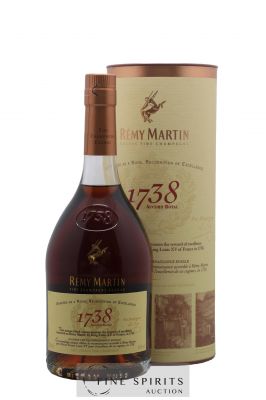 Rémy Martin Of. 1738 Accord Royal ---- - Lot de 1 Bouteille