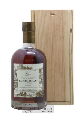 Chantal Comte 2001 Of. La Tour de l'Or One of 1715 Brut de Fûts 