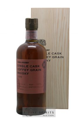 Nikka 1999 Of. Coffey Grain Cask n°209719 - bottled 2014 Nikka Single Cask ---- - Lot de 1 Bouteille
