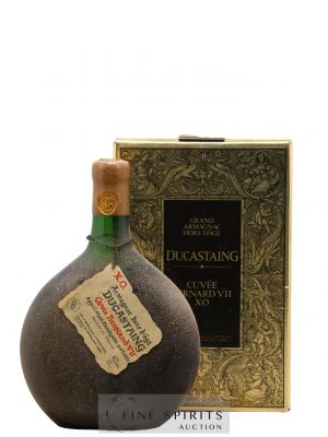 Ducastaing Of. Cuvée Bernard VII X.O. ---- - Lot de 1 Bouteille Ducastaing Of. Cuvée Bernard VII X.O. ---- - Lot de 1 Bouteille
