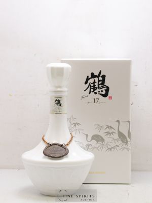 Tsuru 17 years Of. Ceramic Decanter Nikka Whisky   - Lot de 1 Bouteille