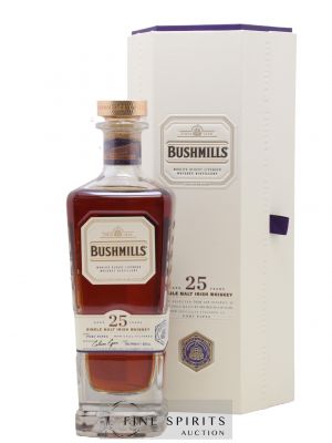 Bushmills 25 years Of. Port Pipes ---- - Lot de 1 Bouteille