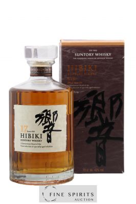 Hibiki 17 years Of. Suntory 