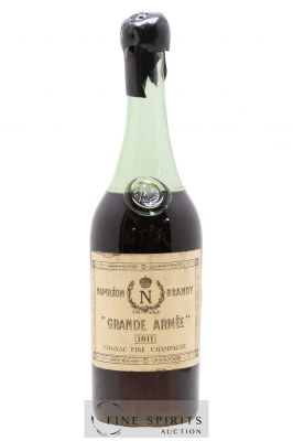 Grande Armée 1811 Of. Napoléon Brandy ---- - Lot de 1 Bouteille