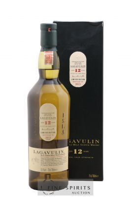 Lagavulin 12 years Of. Natural Cask Strength bottled in 2013 Limited Edition ---- - Lot de 1 Bouteille