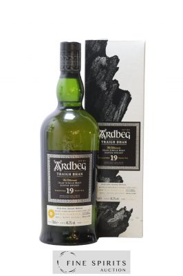 Ardbeg 19 years Of. Traigh Bhan TB-03-10.10.01-21.BL The Ultimate ---- - Lot de 1 Bouteille