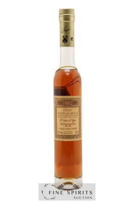 1982 Of. (35cl.) ---- - Lot de 1 Demi-bouteille(s)